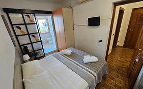 Queen'S Bed & Breakfast